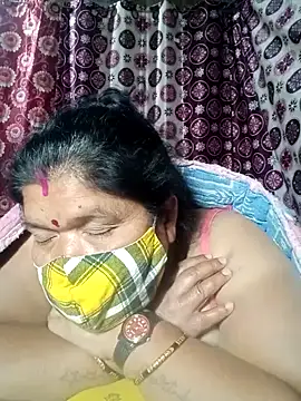 Hot Falguni online show from 02-14-25, 07:44