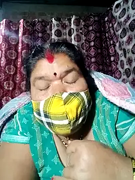 Hot Falguni online show from 02-17-25, 01:04