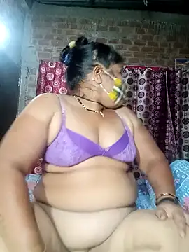 Hot Falguni online show from 02-18-25, 03:54