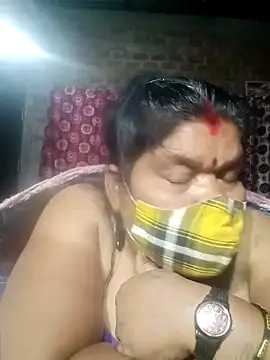 Hot Falguni online show from 02-19-25, 07:59
