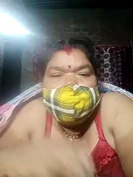 Hot Falguni online show from 02-20-25, 01:25