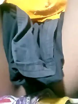 Hot Falguni online show from 02-26-25, 03:41