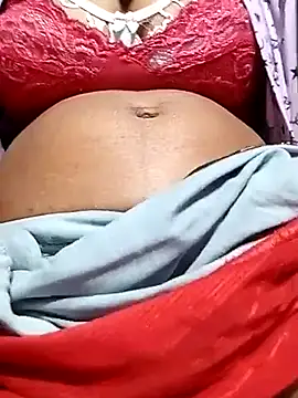 Hot Falguni online show from 03-16-25, 08:54