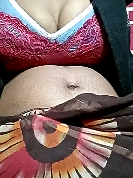 Hot Falguni online show from 03-22-25, 02:03