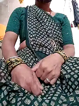 Hot Falguni online show from 09-14-25, 03:38