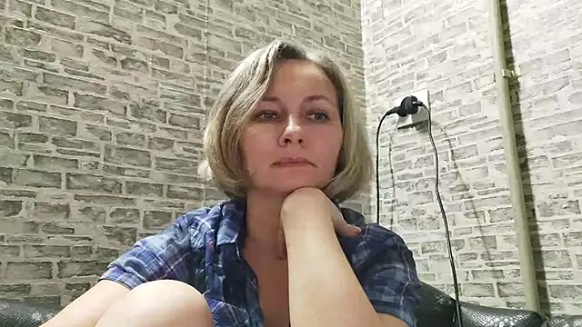 EdithManning online show from 12-20-24, 05:29