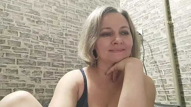EdithManning online show from 01-28-25, 04:19