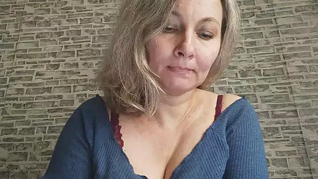 EdithManning online show from 11-24-25, 08:03