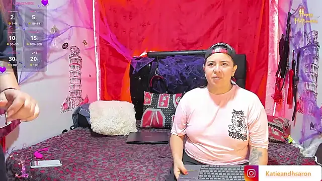 katieeandsharonn online show from 10-20-25, 01:11