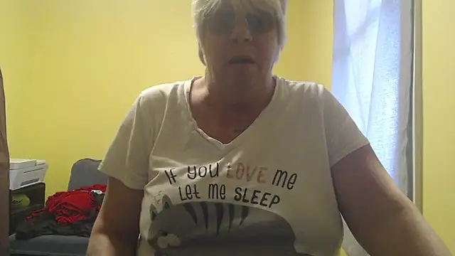 canadiancougar1965 online show from 12-13-25, 08:04