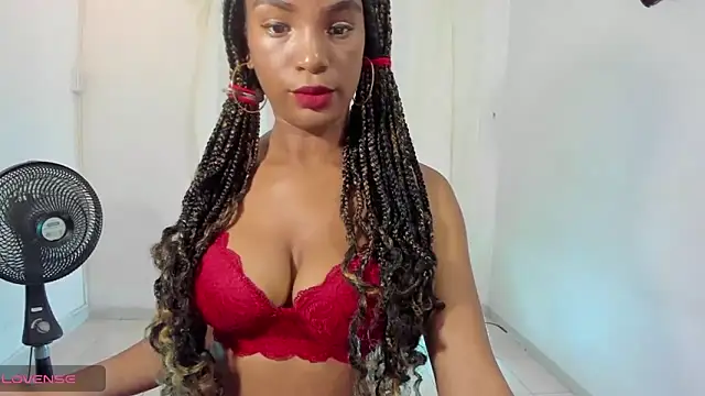 Snapshot of Zaya_Smith chatting on 10-15-25, 04:12 Zaya Smith online show from 10-15-25, 04:12