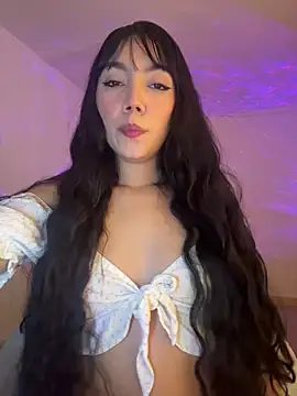 Snapshot of SOY_LUPE chatting on 10-25-25, 11:21 SOY LUPE online show from 10-25-25, 11:21