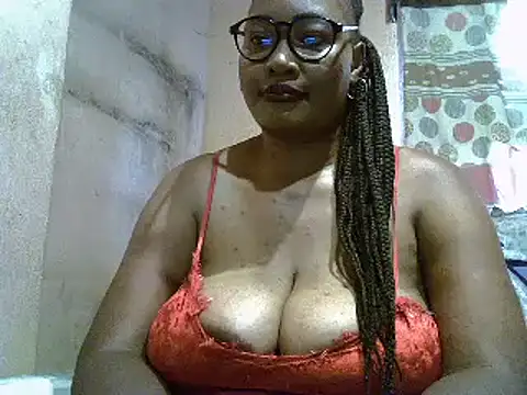 Snapshot of chubbydoll122 chatting on 02-19-26, 02:13 chubbydoll122 online show from 02-19-26, 02:13