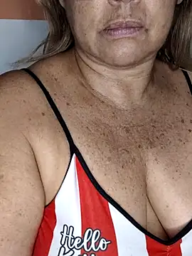 Kasandra Ho online show from 03-02-25, 09:53