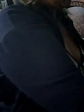 Kasandra Ho online show from 03-07-25, 12:34