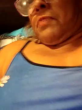 Kasandra Ho online show from 03-10-25, 12:07