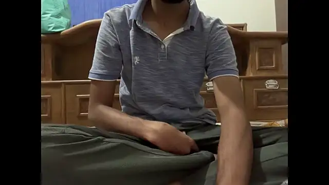 Snapshot of meatycronn chatting on 10-21-25, 05:46 meatycronn online show from 10-21-25, 05:46