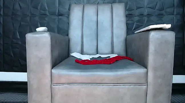 Hanna Fox 69 online show from 12-11-24, 05:53