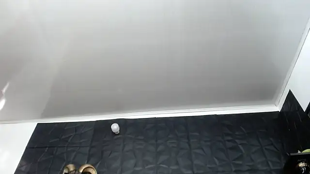 Hanna Fox 69 online show from 10-22-25, 12:27