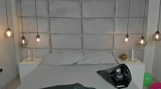 King Dante  online show from 12-28-24, 08:36