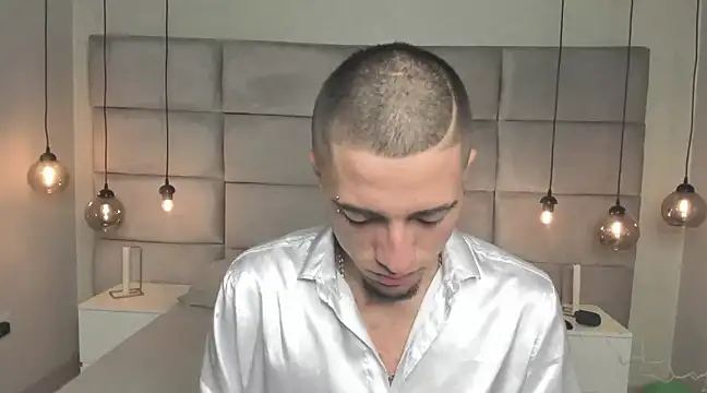 King Dante  online show from 12-29-24, 08:37