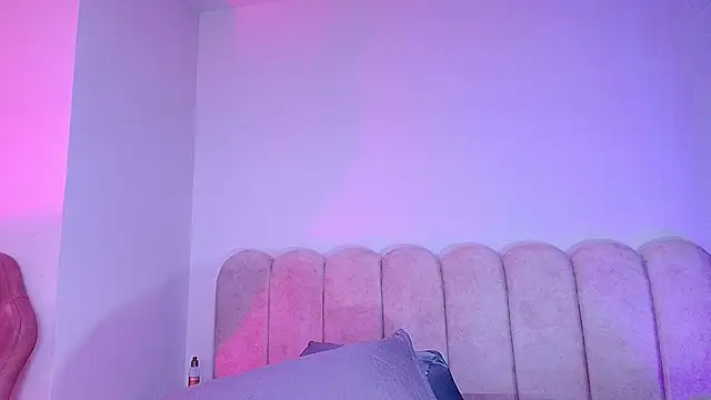 mia stanfort online show from 01-07-26, 07:16