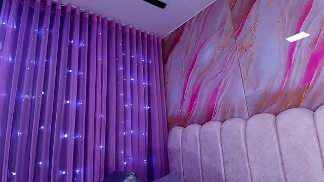 mia stanfort online show from 02-28-26, 07:15