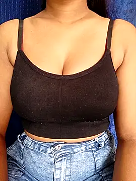 Snapshot of Anarkali900 chatting on 09-11-25, 06:46 Anarkali900 online show from 09-11-25, 06:46