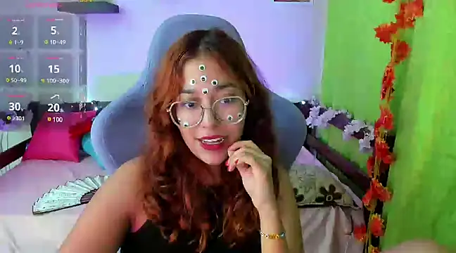 Snapshot of _Moon_Johnson chatting on 02-11-25, 02:46  Moon Johnson online show from 02-11-25, 02:46