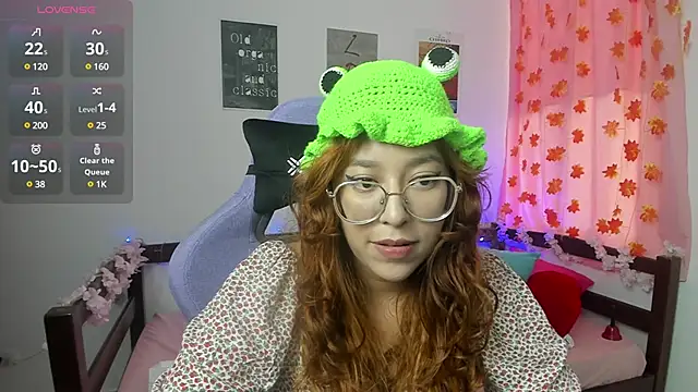 Snapshot of _Moon_Johnson chatting on 03-19-25, 09:48  Moon Johnson online show from 03-19-25, 09:48