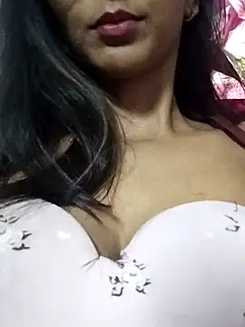 Aaliya Love online show from 03-18-25, 08:47