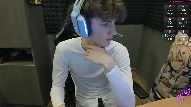 Snapshot of bambelbye chatting on 12-03-24, 03:22 bambelbye online show from 12-03-24, 03:22