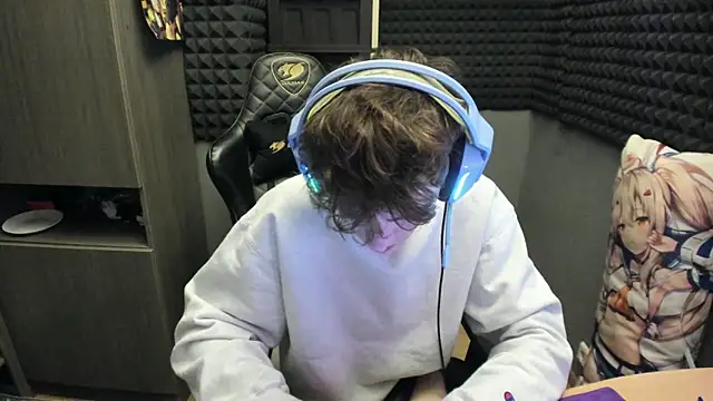 Snapshot of bambelbye chatting on 12-07-24, 09:44 bambelbye online show from 12-07-24, 09:44