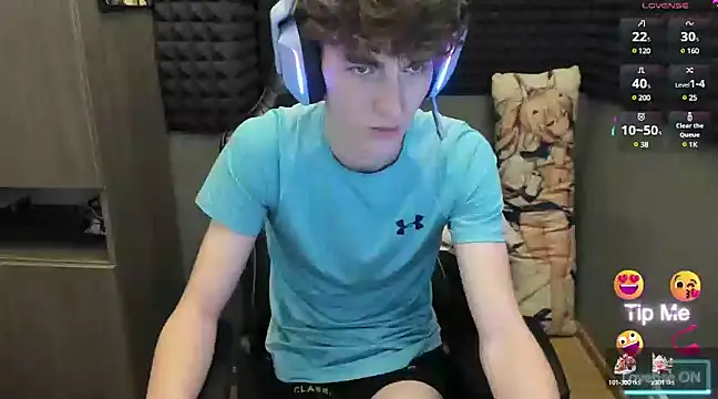 Snapshot of bambelbye chatting on 12-24-24, 06:11 bambelbye online show from 12-24-24, 06:11