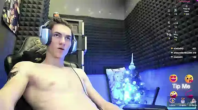 Snapshot of bambelbye chatting on 12-26-24, 12:46 bambelbye online show from 12-26-24, 12:46