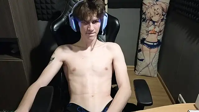 Snapshot of bambelbye chatting on 03-05-25, 10:10 bambelbye online show from 03-05-25, 10:10