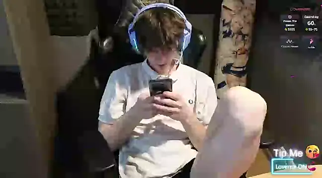 Snapshot of bambelbye chatting on 03-12-25, 09:24 bambelbye online show from 03-12-25, 09:24