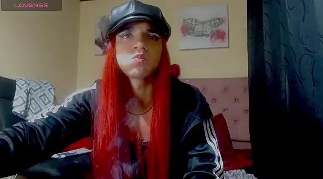 Snapshot of Angiee_Ts chatting on 01-27-25, 03:18 Angiee Ts online show from 01-27-25, 03:18