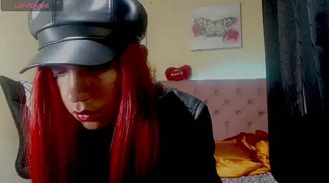 Snapshot of Angiee_Ts chatting on 01-29-25, 04:30 Angiee Ts online show from 01-29-25, 04:30