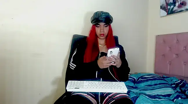 Snapshot of Angiee_Ts chatting on 03-16-25, 03:47 Angiee Ts online show from 03-16-25, 03:47