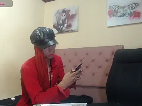 Snapshot of Angiee_Ts chatting on 09-29-25, 01:49 Angiee Ts online show from 09-29-25, 01:49