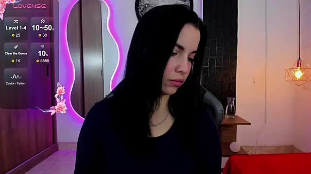 tatiana sc online show from 11-13-25, 01:21