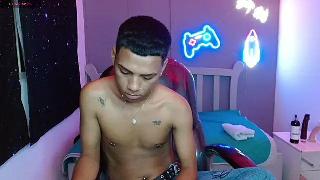 OwenStone  online show from 12-07-24, 10:39