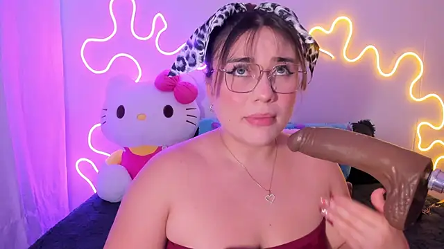 Snapshot of Isa_belaa chatting on 12-15-25, 09:19 Isa belaa online show from 12-15-25, 09:19