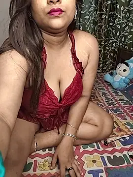 Snapshot of Hottyalia chatting on 10-05-25, 12:31 Hottyalia online show from 10-05-25, 12:31