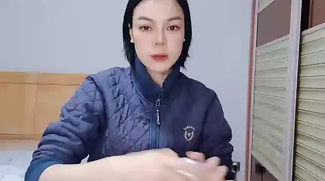 Linda-LL online show from 01-18-25, 01:19