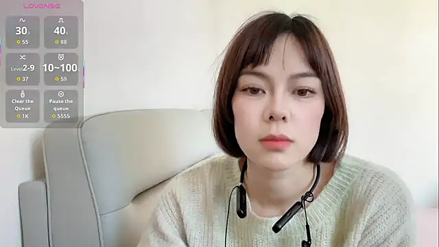 Linda-LL online show from 11-15-25, 04:54