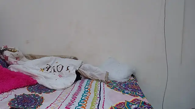 Snapshot of SHANTYBABE chatting on 12-27-24, 06:31 SHANTYBABE online show from 12-27-24, 06:31