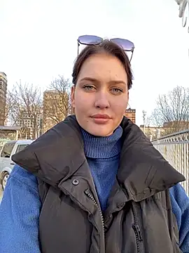 KikiWatson online show from 01-31-25, 02:07