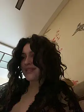 KikiWatson online show from 02-06-25, 10:59